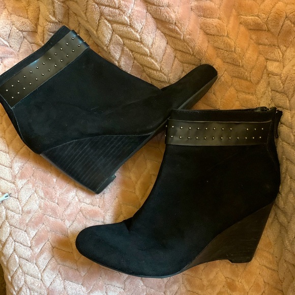 Franco Sarto Black Suede Booties Sz 6.5 - Picture 1 of 6